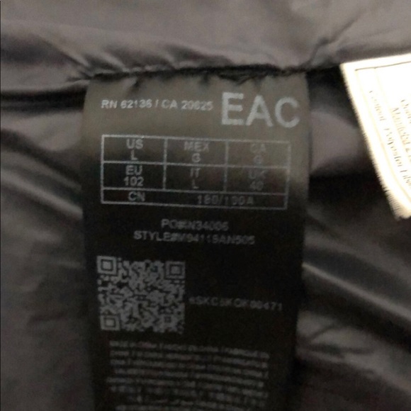 Red guess jacket - Picture 3 of 5